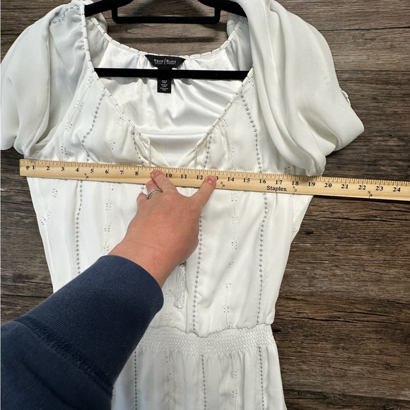 White House Black Market Cream White Off-the-Shoulder Bishop Sleeve Sundress - Picture 7 of 16